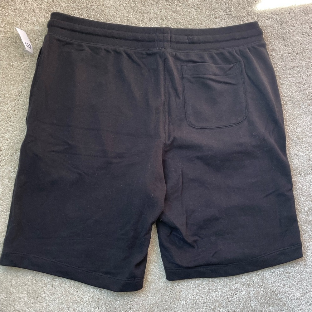 Men’s Gap Sweat Shorts - Picture 4 of 4